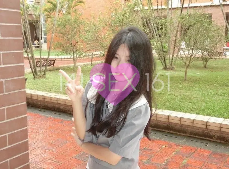 婴儿