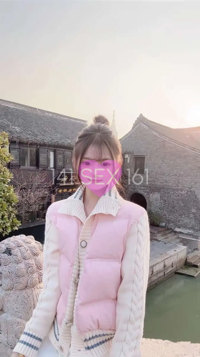 婴儿