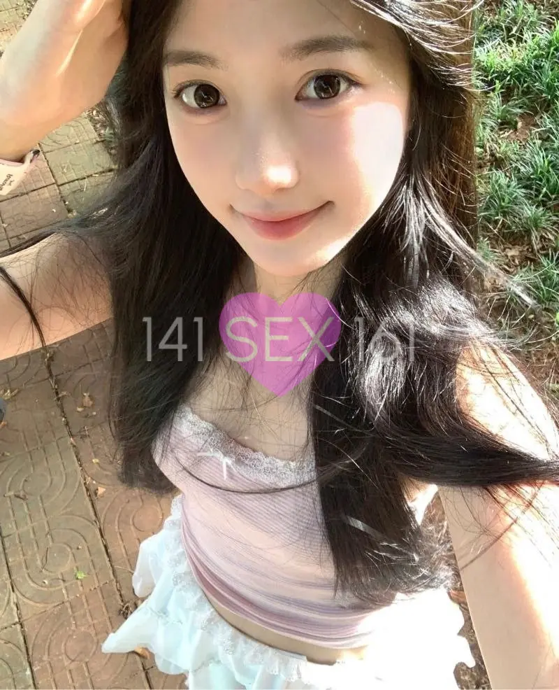 婴儿